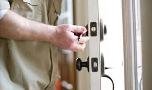 Seattle Lock Master Seattle, WA 206-801-9761 - 7a-Locks-Change
